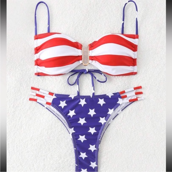 🇺🇸 Patriotic Red and Blue Star Bikini - Picture 1 of 8
